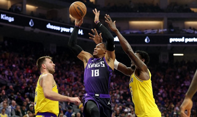 开云网站-22分5板7助1断，37岁威少还在进化！连斩火箭湖人后发声耐人寻味