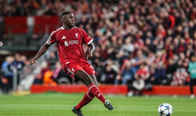 glow-kaiyun.com-防线真没人了！记者：乔·戈麦斯和科纳特缺席了利物浦今日的训练